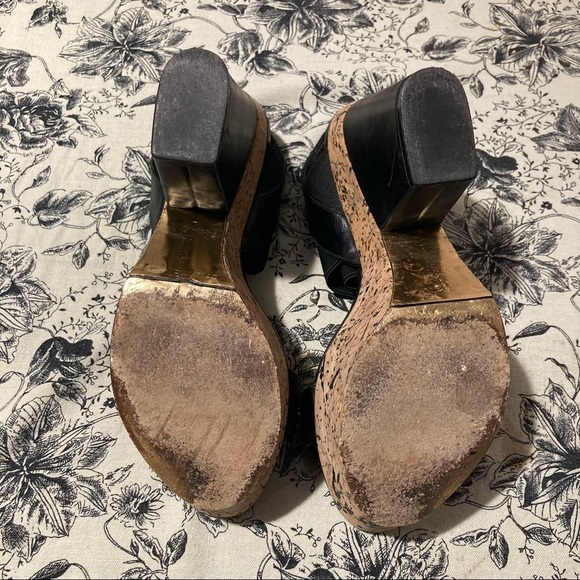 DONNA KARAN Sz 37.5 Chunky Heel Platform Strappy Leather & Elastic Sandals - Picture 13 of 13